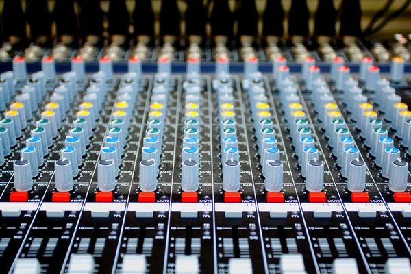 Mixing board