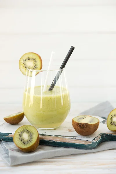 Freshly squeezed juice from a kiwi