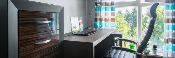 Small and modern workspace