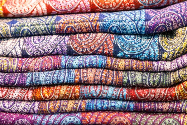Colored fabrics in the Indian market