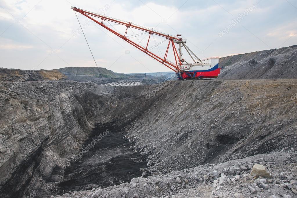 Miniere Di Carbone A Cielo Aperto Miniere di carbone a cielo aperto — Foto Stock © agnormark.gmail.com