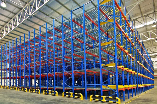 Warehouse storage rack system distribution center