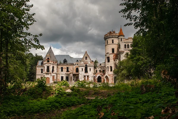 The old ruined castle