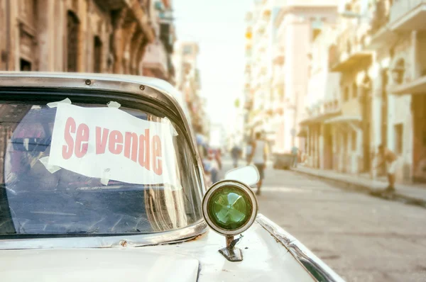 Sell old car in Havana