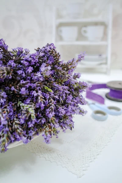 Making fresh lavender bouquet