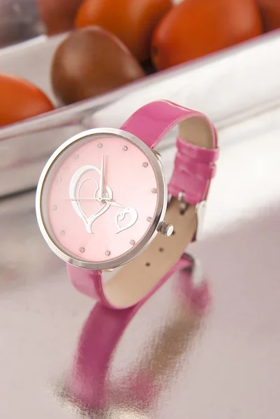 Watch woman pink leather strap