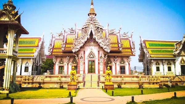 Amazon La Gabia Tailandesa / the Thai Cage