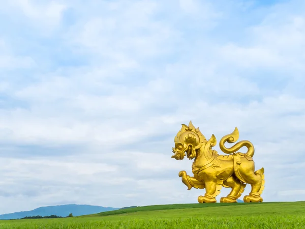 Giant golden lion statue (Singha park logo)