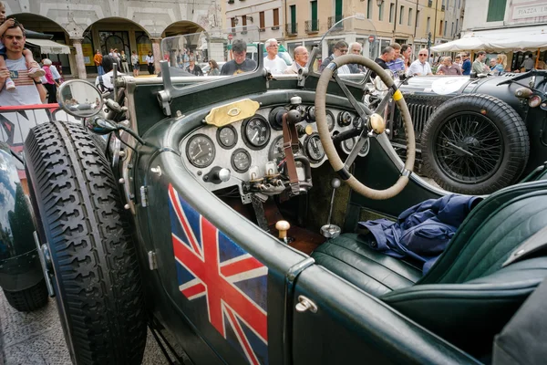 Vintage cars at Freedom Square