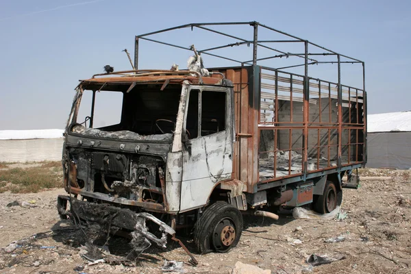 Truck burnt and abandoned