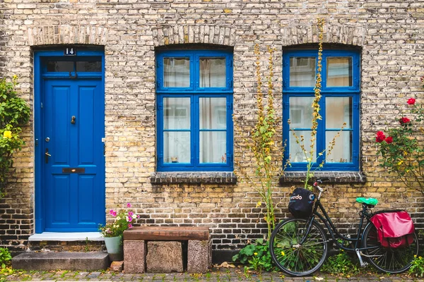 Street, wall and bike in Copenhagen