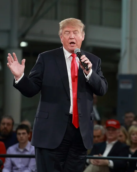 Des Moines, Iowa, December 11, 2015:  Donald Trump speaks to crowd