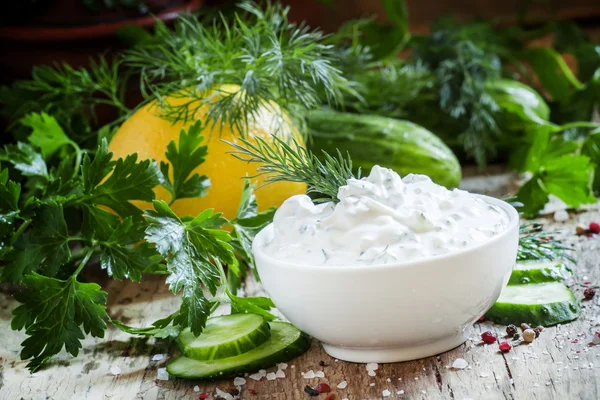 Greek yogurt sauce, cucumber and herbs