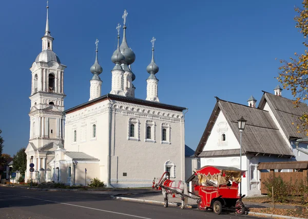 SUZDAL, RUSSIA - 19 SEPTEMBER 2014: The Church of the Smolensk icon of the mother of God with belltower. 19 september 2014, Suzdal, Russia