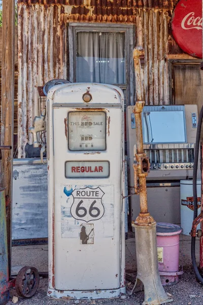 Old gasoline Pump at Hackberry General Store