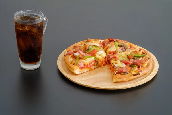 Pizza and cola.