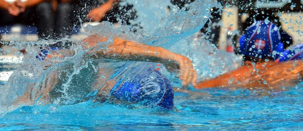 Moment of a waterpolo match.