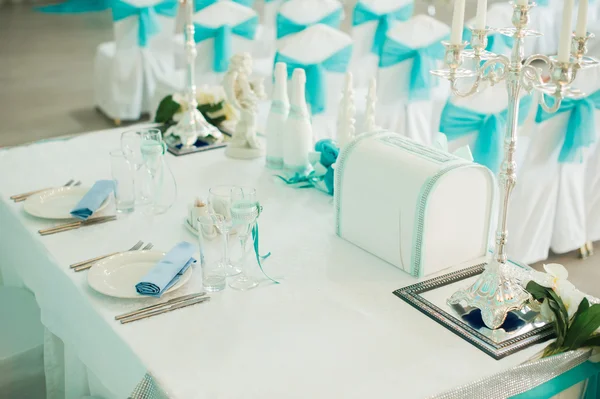 Serving wedding table