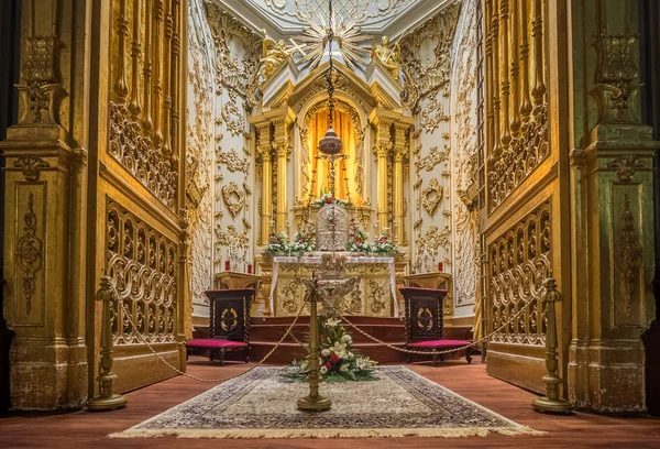 Stunning altar in the San Sebastian church