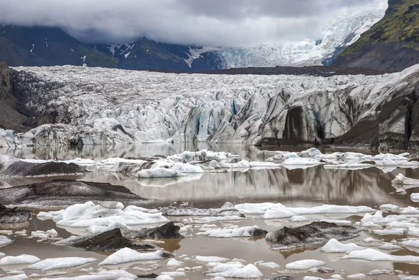 Svinafellsjokull glacier melting, Vatnajkull national park, Iceland