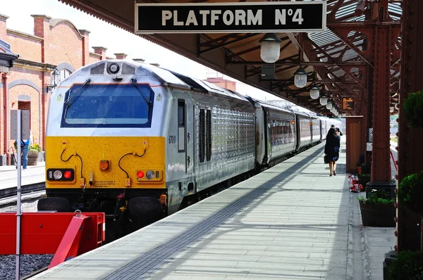 Chiltern Railways Class 67 loco alongside the platform in Moor Street Railway Station, Birmingham.