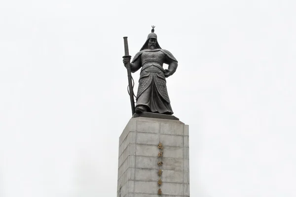 Bronze statue of Yi Sun-sin in Seoul, South Korea