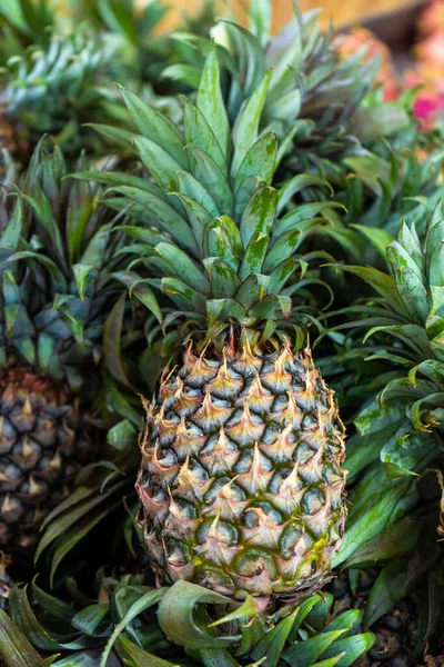 Freshly Cut Pineapples Counter Street Food Market — Stock Photo, Image