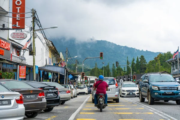 马来西亚山区的城市街道景观 云中的山景 Cameron Highlands Malaysia 2020 — 图库照片