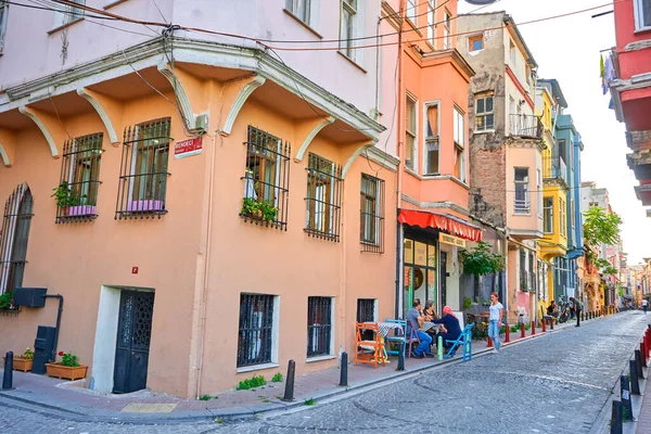 Luminose Vecchie Case Colorate Accoglienti Strade Del Quartiere Ebraico Istanbul — Foto Stock