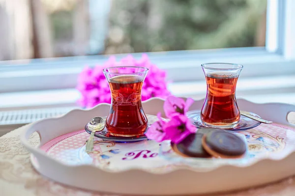 Thé Verre Traditionnel Turc Verres Thé Sur Table Avec Des — Photo