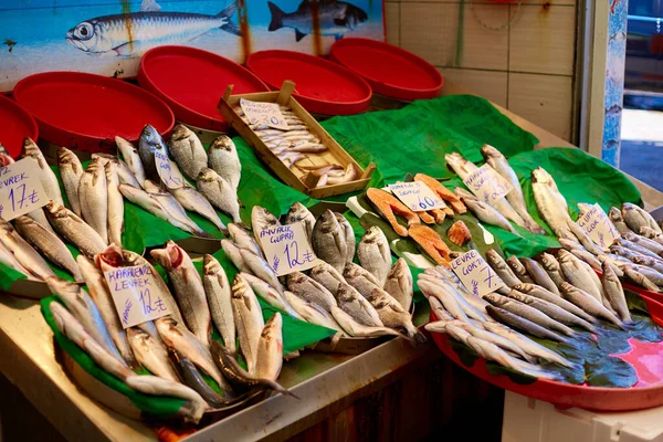 Barraca Rua Com Peixe Fresco Beira Mar Istambul Frutos Mar — Fotografia de Stock