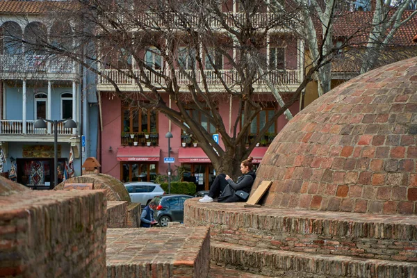 Popolare Punto Riferimento Della Città Tbilisi Antico Complesso Sotterraneo Bagni — Foto Stock