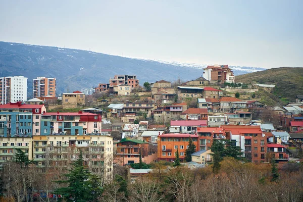 都市景観 トビリシの建築 ジョージアの首都 高地の大都市 — ストック写真