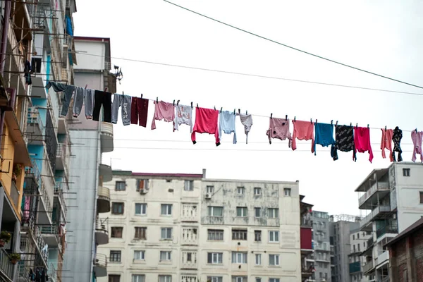 Tradice Domácnosti Gruzii Ložní Prádlo Oblečení Suší Venku Balkónech Provazech — Stock fotografie