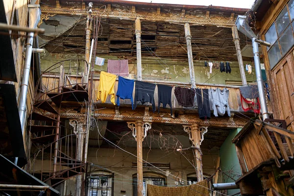 Traditions Familiales Géorgie Blanchisserie Lavée Est Séchée Sur Balcon Extérieur — Photo