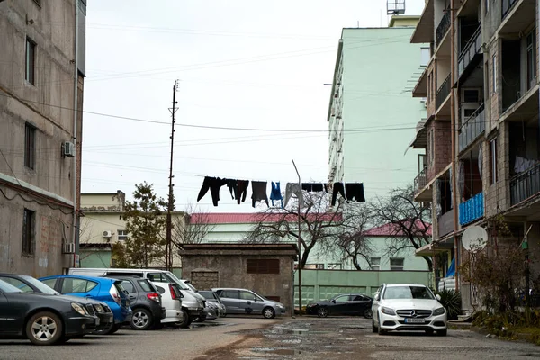 Tradice Domácnosti Gruzii Ložní Prádlo Oblečení Suší Venku Balkónech Provazech — Stock fotografie