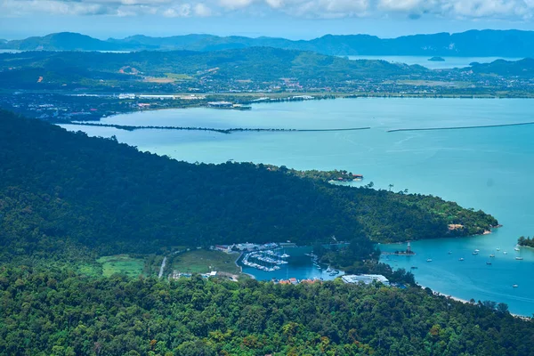 Incredibile Natura Isola Tropicale Montagne Verdi Acqua Blu Perfetta Luogo — Foto Stock