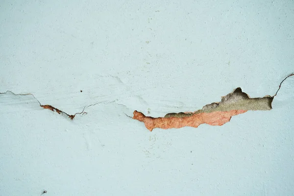 Grieta Una Pared Hormigón Pintado Azul — Foto de Stock