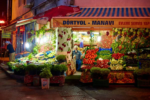 Pouliční Stánek Zeleninou Dispozice Výrobků Ulici Istanbul Turecko 2017 — Stock fotografie