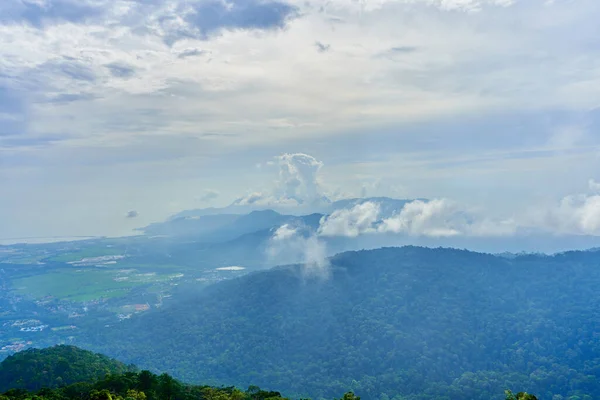 Doğa Manzarası Malezya Daki Tropik Ada Yüksek Perspektiften Dağ Ormanı — Stok fotoğraf