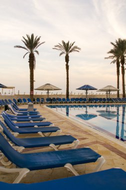 Otelde yüzme havuzu