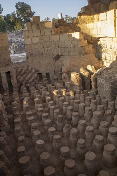 Ruiny Římané veřejné lázně v Beit Shean (Scythopolis), Izrael — Stock fotografie