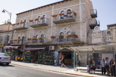 Kudüs'te Market yakınındaki Jerusalem steet yayalar,