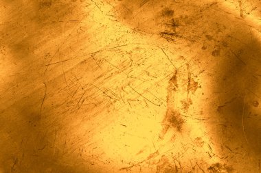 fırçalanmış metal bir yüzeye