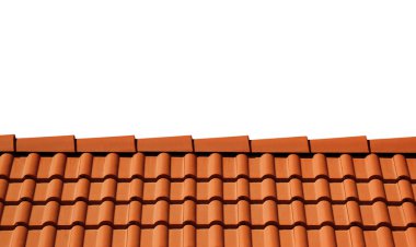 Güneş ışığı çatı üzerinde beyaz izole 