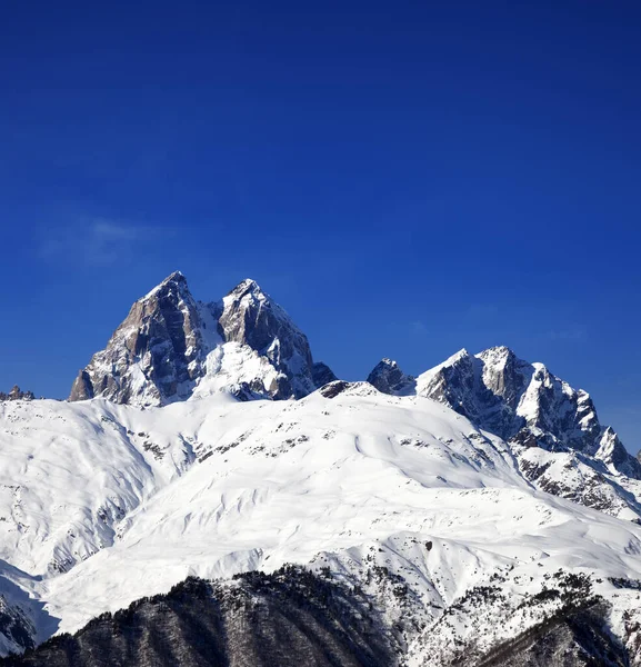 Montagne Innevate Inverno Sole Montagne Del Caucaso Monte Ushba Regione — Foto Stock
