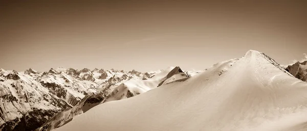 Vista Panorámica Montaña Nieve Invierno Montaña Del Cáucaso Región Dombay —  Fotos de Stock