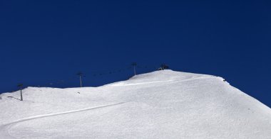 Panoramik kayak pisti ve teleferik