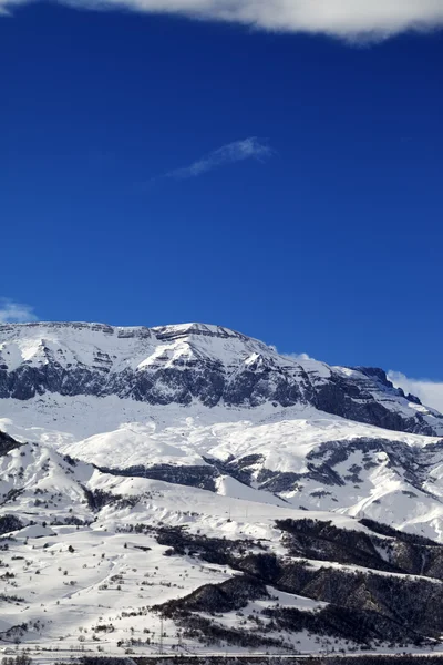 Winter mountains at nice sun day — Stock Photo, Image