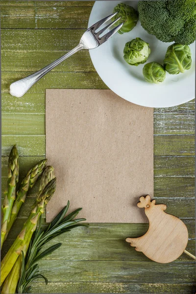 Raw broccoli with cabbage and asparagus — Stock Photo, Image